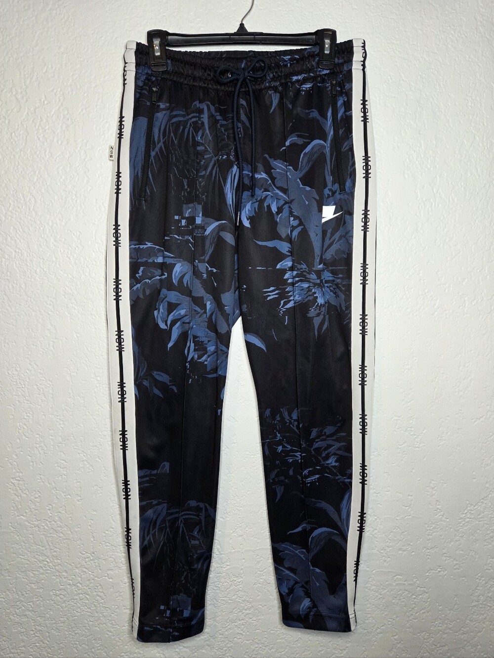 Nike Sportswear Men's Black & Blue NSW Floral Track Pants Size Large Joggers